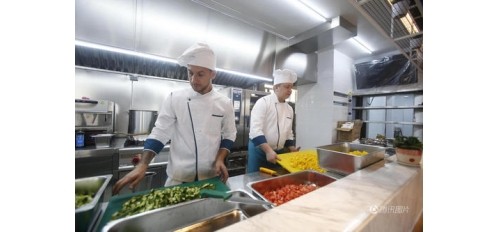 溫馨提示：油煙凈化器一定要定期清洗！